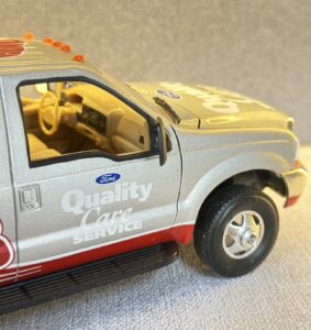 NASCAR FORD TAURUS FORD F350 CREW CAB TRAILER.6 HEIC