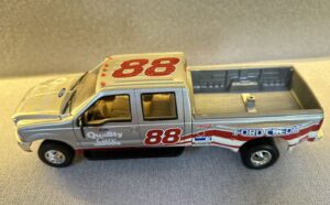 NASCAR FORD TAURUS FORD F350 CREW CAB TRAILER.7 HEIC
