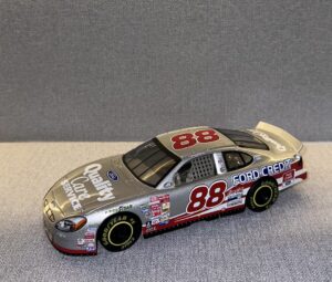 NASCAR FORD TAURUS FORD F350 CREW CAB TRAILER.8 heic