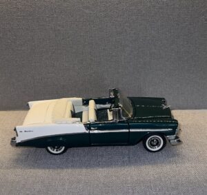 1956 CHEVROLET BEL AIR Convertible Green & White.4 heic