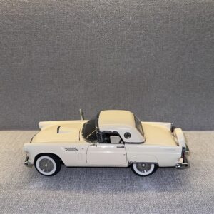 1956 Ford Thunderbird Cream.12 heic