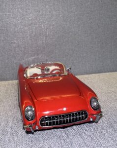 1957 CORVETTE (missing top) Red.5 heic