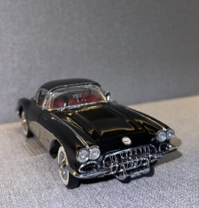 1958 CHEVROLET CORVETTE Black (used, missing door handle).14 heic
