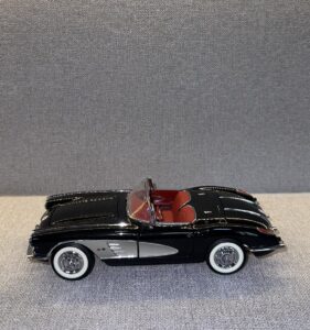 1958 CHEVROLET CORVETTE Black (used, missing door handle).2 heic