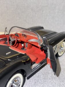 1958 CHEVROLET CORVETTE Black (used, missing door handle).9 HEIC