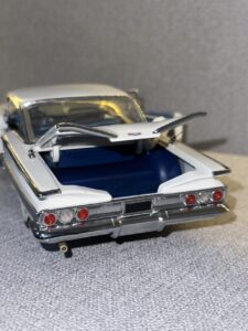1960 CHEVROLET IMPALA used.11 HEIC