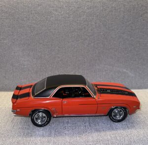 1969 Chevrolet Camaro Z:28 Orange : Black.4 heic