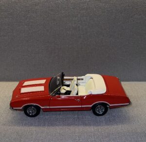 1970 Oldsmobile 442 W30 Rally Red:White.2 heic