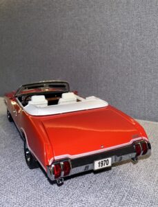 1970 Oldsmobile 442 W30 Rally Red:White.6 heic