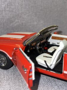 1970 Oldsmobile 442 W30 Rally Red:White.9 HEIC