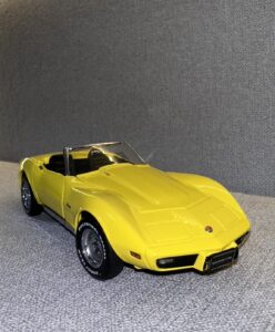 1975 CHEVROLET CORVETTE Convertible Yellow.5 heic