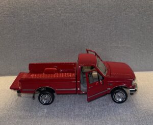 Franklin Mint 1996 Ford F150 Red.11 heic