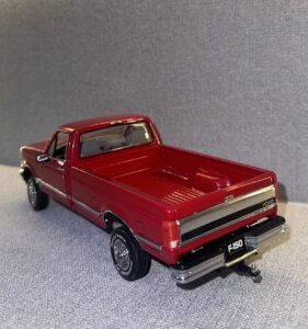 Franklin Mint 1996 Ford F150 Red.3 heic