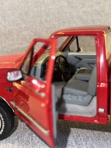 Franklin Mint 1996 Ford F150 Red.5 HEIC